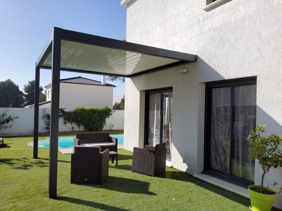 Pergol'Air SOFT et XL : Pergola bioclimatique pour terrasse et jardin, tonnelle et store.